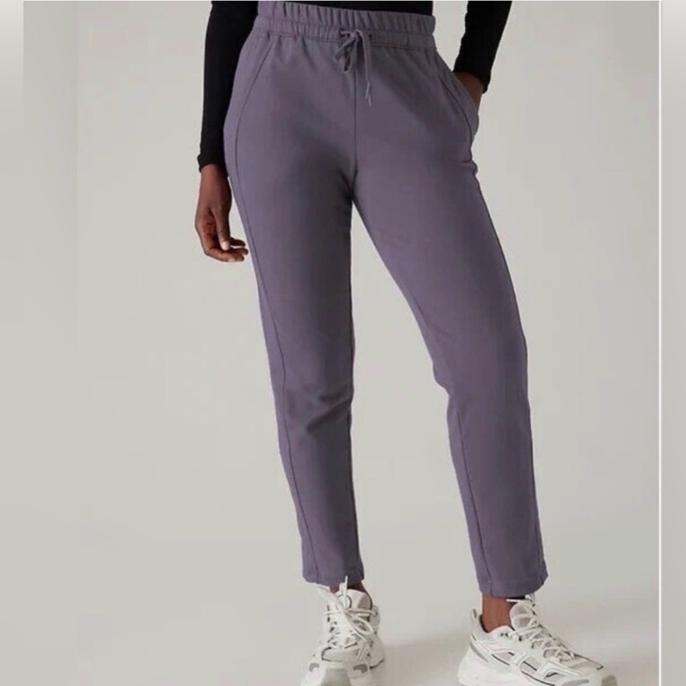 Athleta Women’s Retroterry Tapered Pant in Black